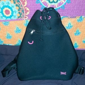 Everlast bucket waterproof backpack